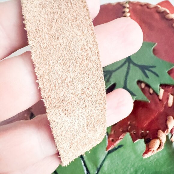 Vintage Handmade Leaf Motif Oval Crossbody Bag - Picture 9 of 9